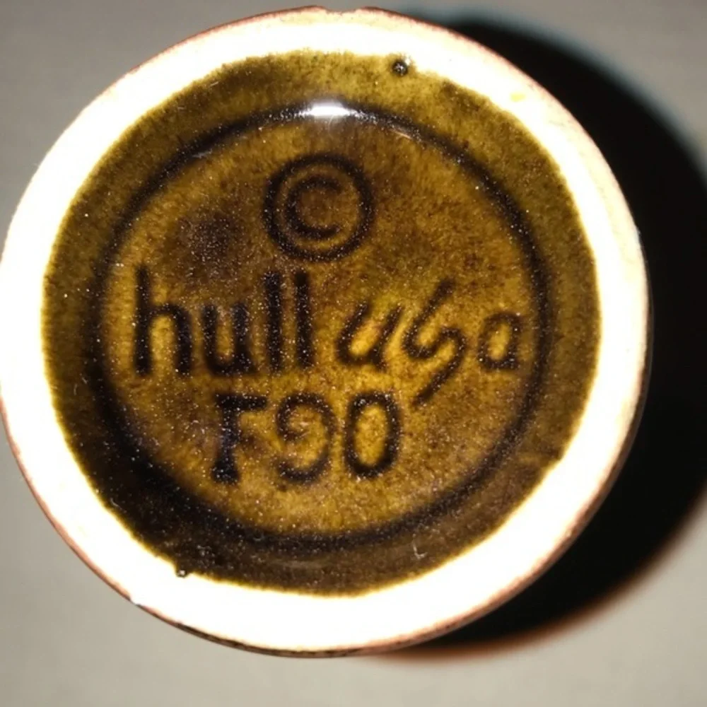 Vintage Hull F90 Bud‎ Vase